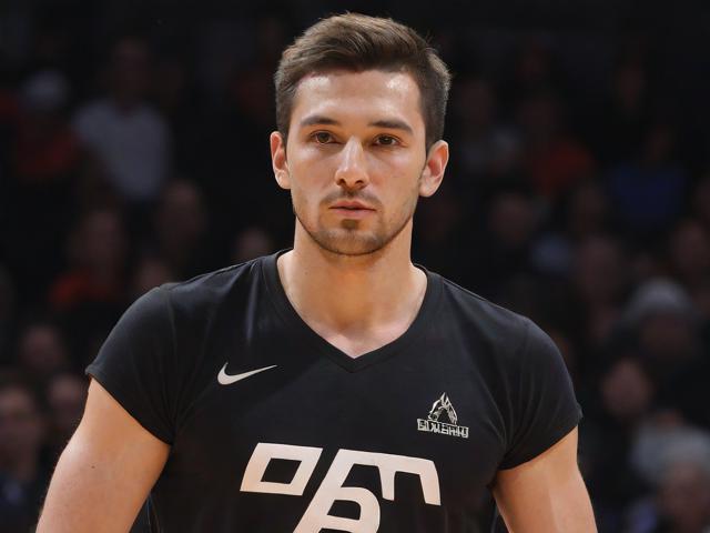 开云体育_ NBA全明星周末盛况：明星球员的精彩瞬间，nba全明星开幕式视频