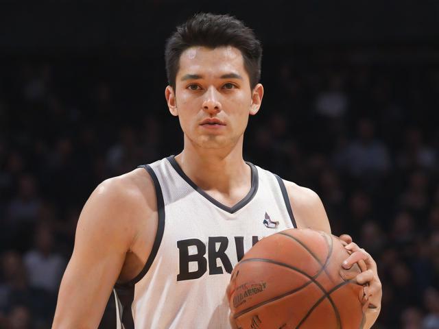 开云体育_ NBA全明星赛的历史与变迁：经典瞬间回顾，nba全明星赛历史数据