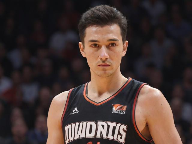 开云体育_ NBA季后赛的最佳攻防策略分析，nba季后赛形势分析