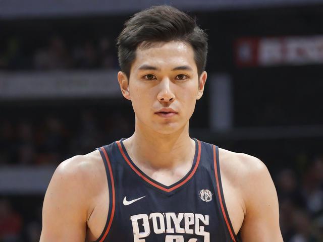 开云体育_ NBA总决赛回顾：经典对决的历史瞬间，nba全场录像回放中文版总总决赛
